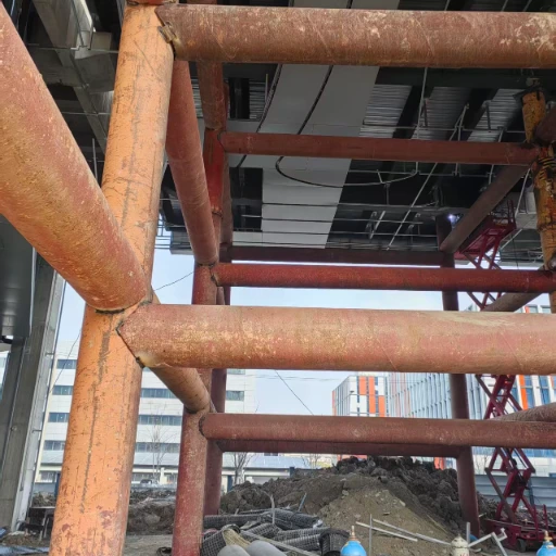 钢管支撑体系施工现场